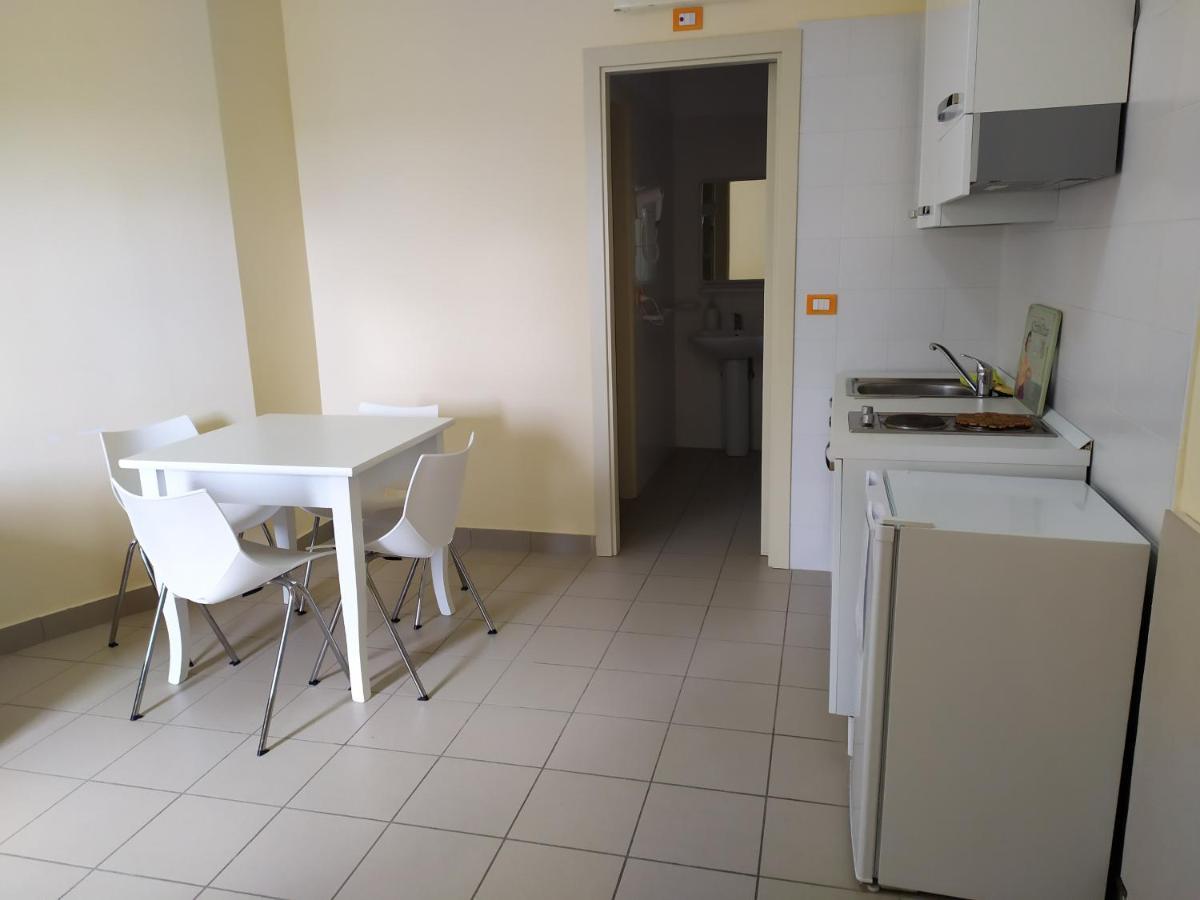 Basilicata Al Volo Hostel Brindisi di Montagna Kültér fotó